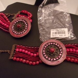 NWTS 2 DESIGNER BRACELETS RETAIL $60 J6-6